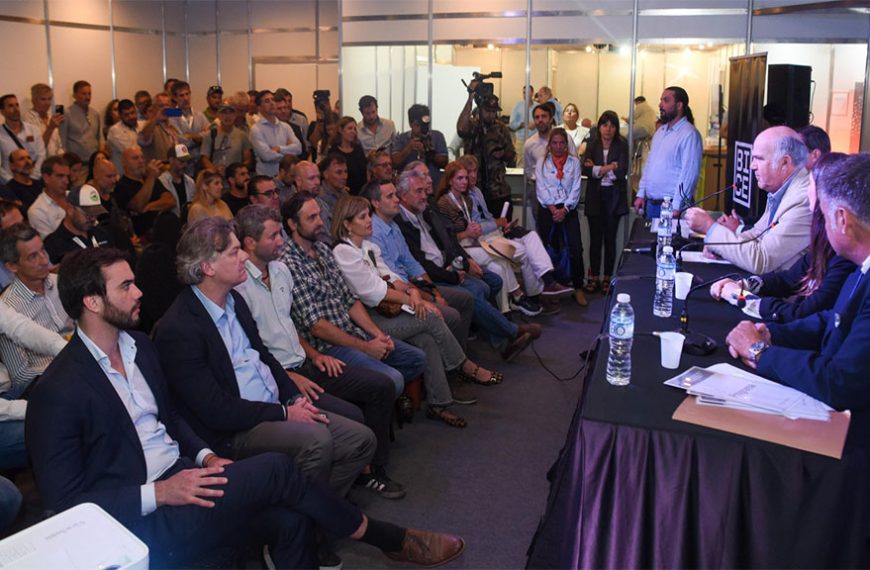 En Expoagro, presentan créditos a pagar en kilos de capón